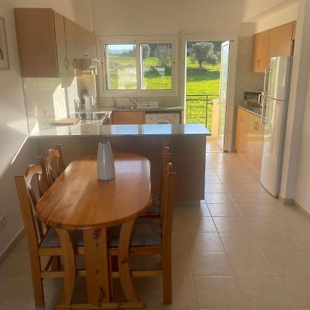 Polis Mountain And Sea View Apartment מראה חיצוני תמונה